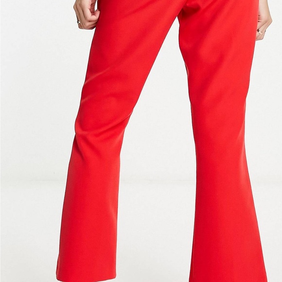 Miss Selfridge crop Kickflare pants in red. ASOS - Picture 4 of 5